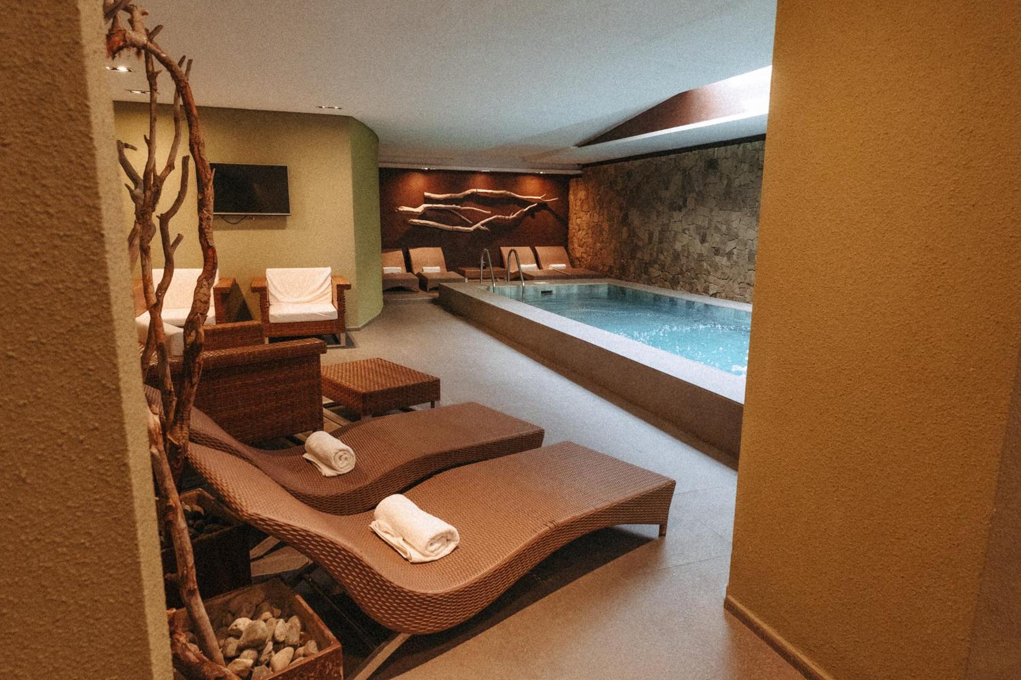 Esplendor By Wyndham El Calafate Hotell Exteriör bild